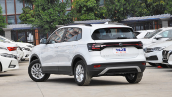 VW Tacqua Value Connect 1.5L AT